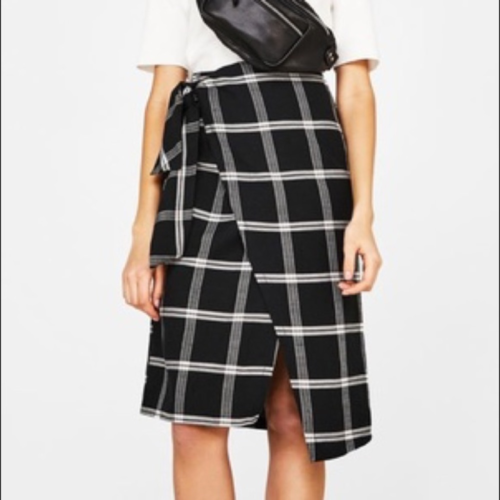 Bershka Plaid Printed Tie Waist Faux Wrap Knee Length Skirt Black White Sz M